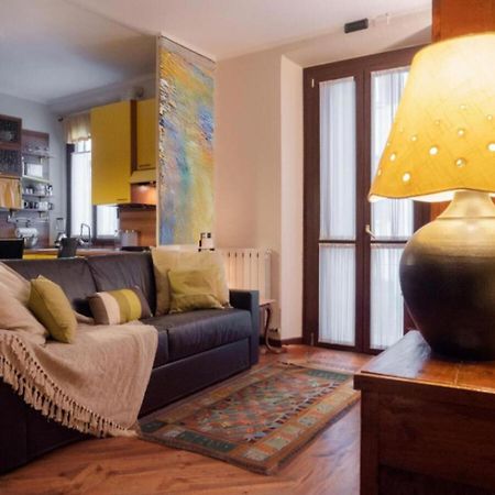 Vfh Stylish Boutique Apartment-City Center Milan Bagian luar foto
